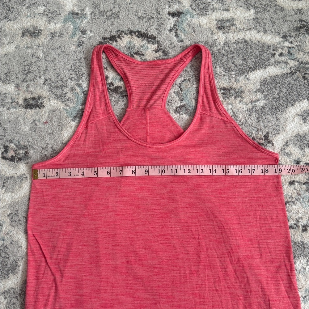 Lululemon Essential Tank - Picture 4 of 7